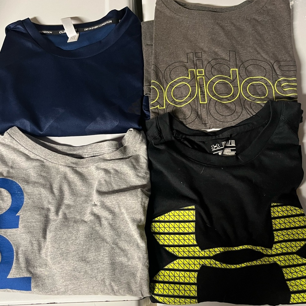 4/$20 ADIDAS boys multi-color/logo tshirts